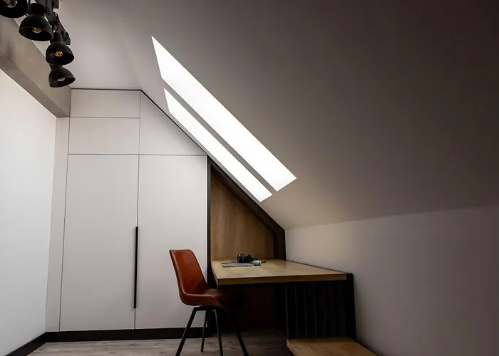 Apartment Rockstar *